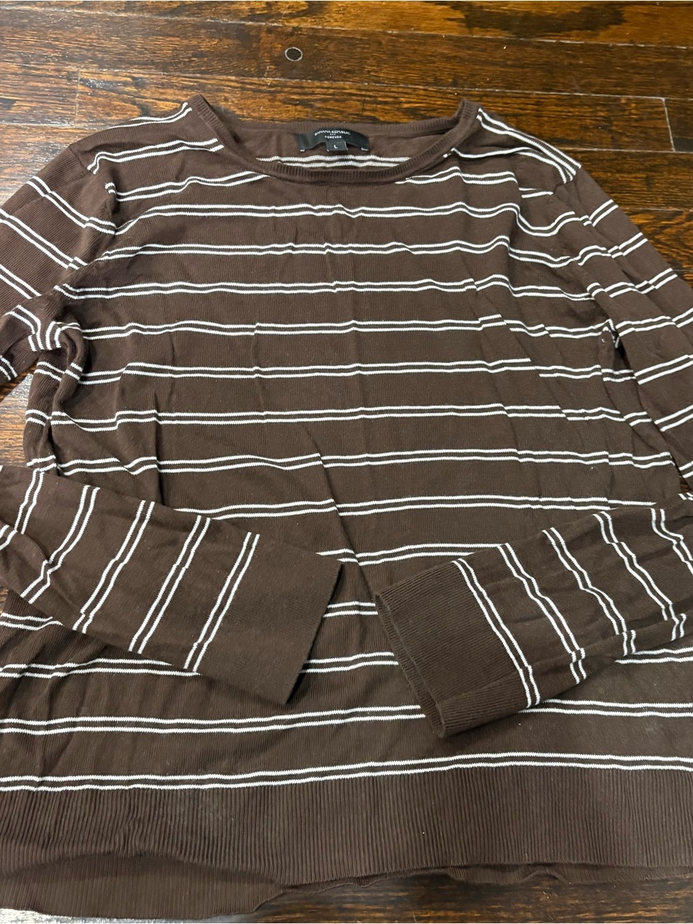 Banana Republic Brown and White Striped Long-Sleeve Crewneck